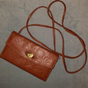 Capezio Crossbody Wallet